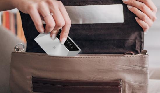 随身WiFi能用多久?限流量、芯片虚标、合约欺诈全解析;实测五款主流随身WiFi:格行/中兴/信翼/波导/上赞谁更靠谱?